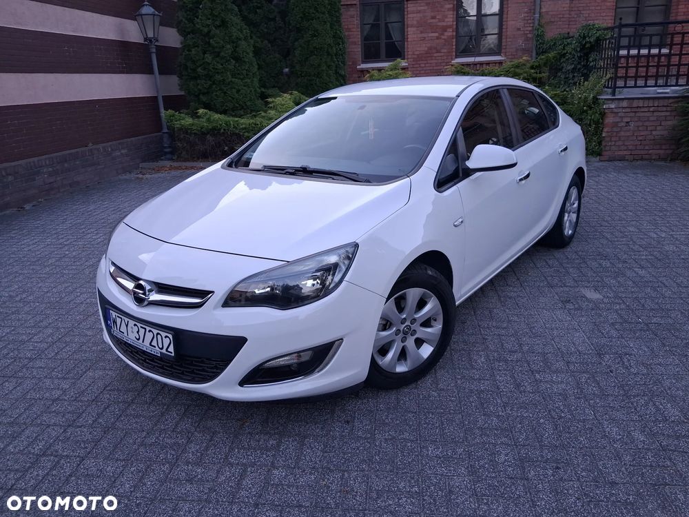 Opel Astra 1.6 Business EU6 - 39