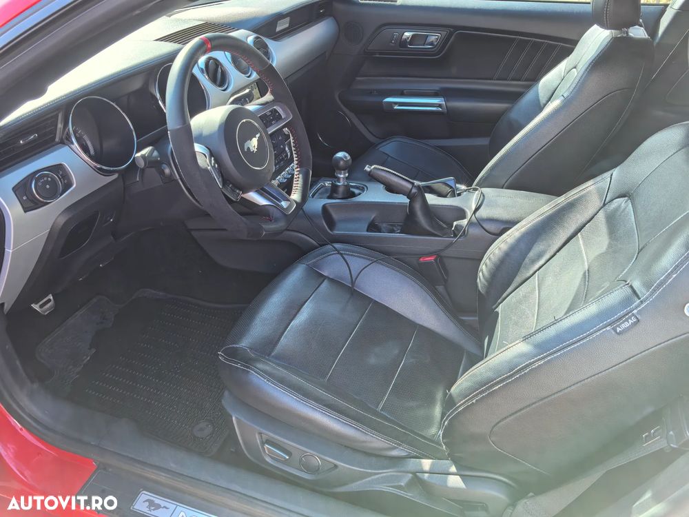 Ford Mustang 2.3 EcoBoost - 12