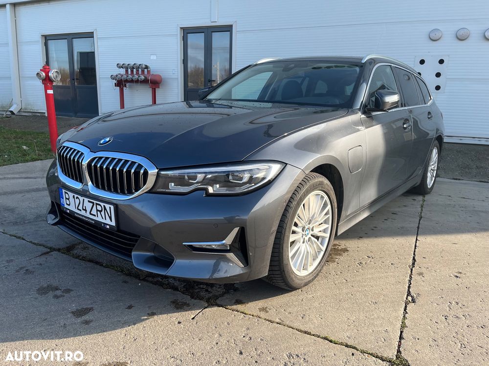 BMW Seria 3 330e AT PHEV - 1