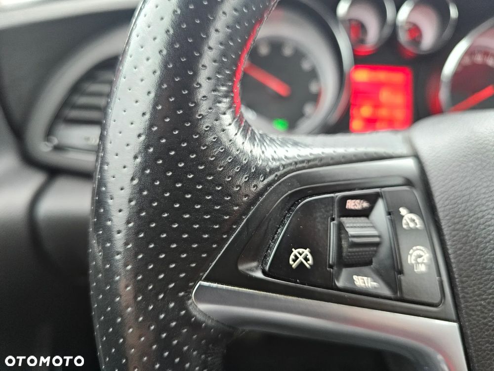 Opel Astra 2.0 BiTurbo CDTI DPF ecoFLEX SportsTourer St - 23