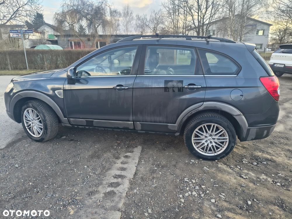 Chevrolet Captiva 2.4 4WD 7 Sitzer LT - 6