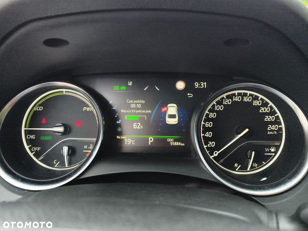 Toyota Camry 2.5 Hybrid Comfort CVT - 20