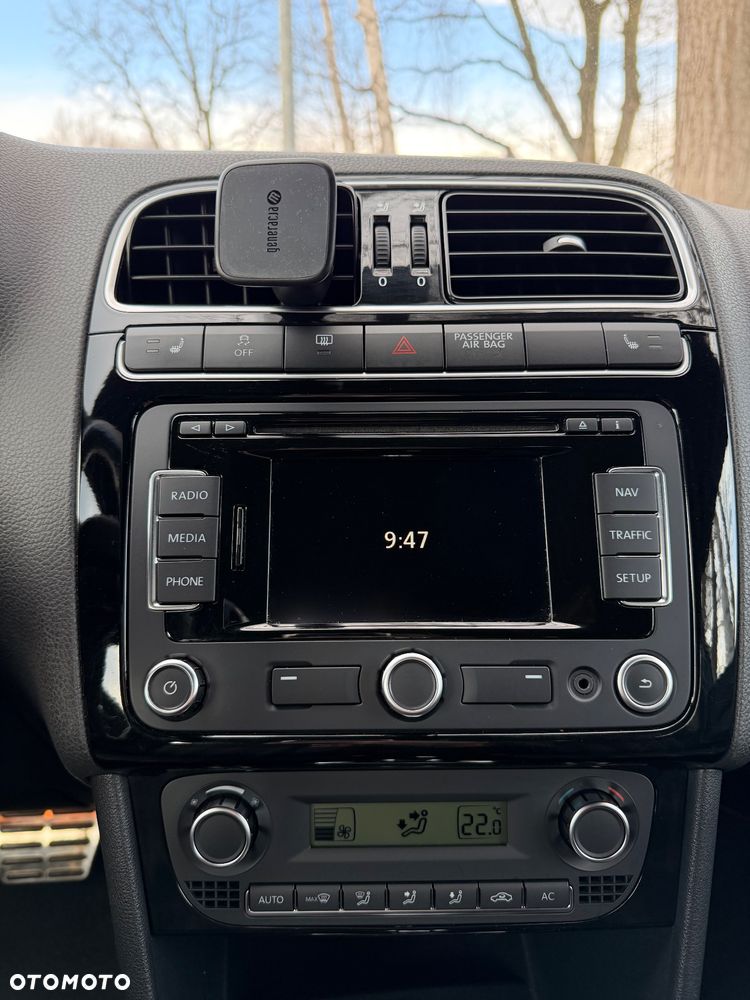 Volkswagen Polo 1.4 DSG GTI - 23