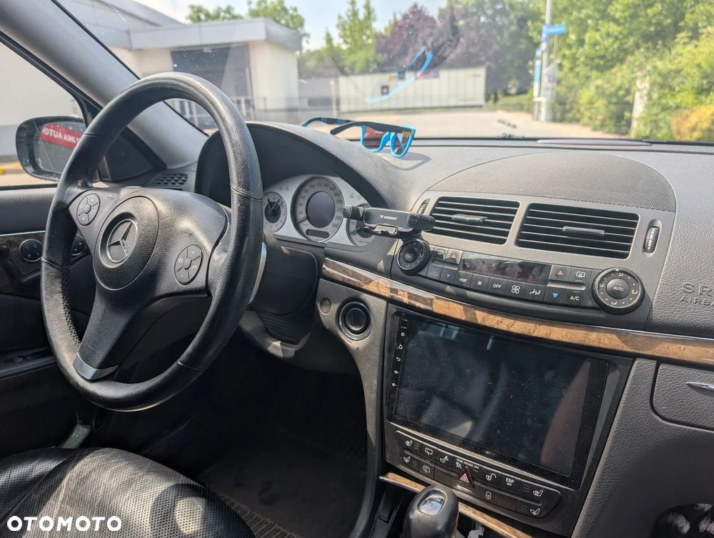 Mercedes-Benz Klasa E 500 4-Matic T Avantgarde - 12