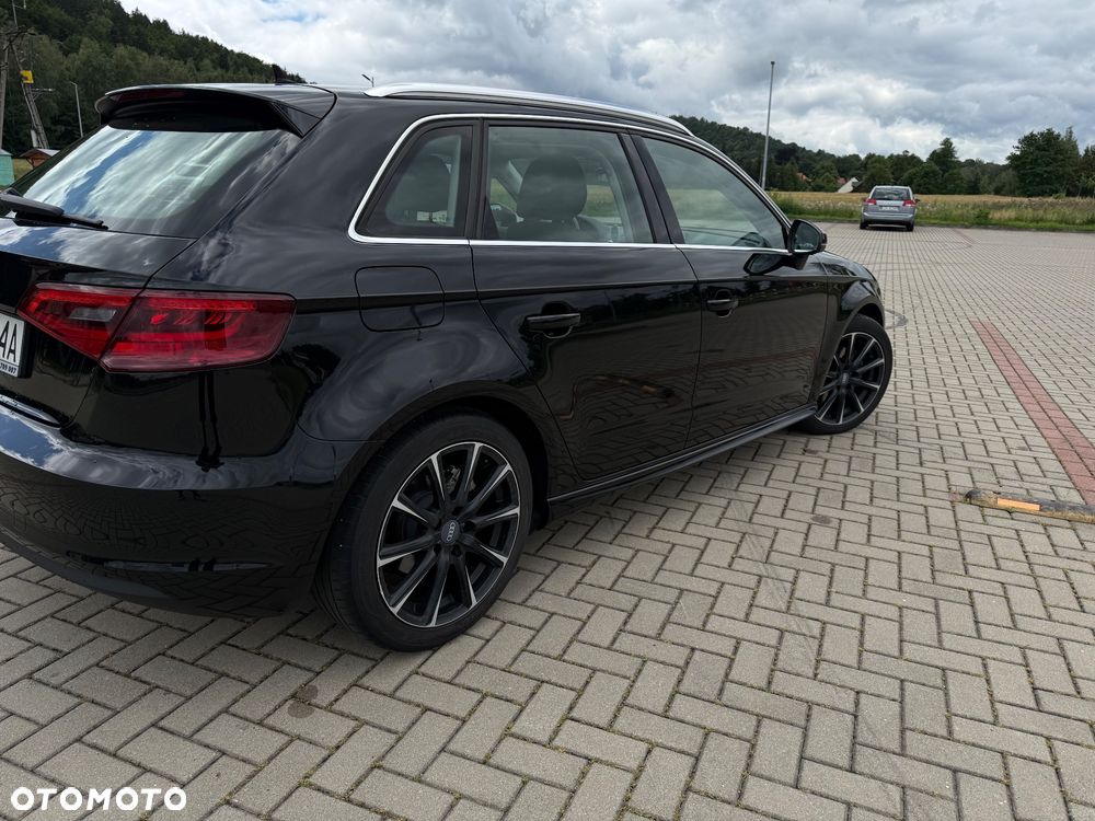 Audi A3 Sportback - 3