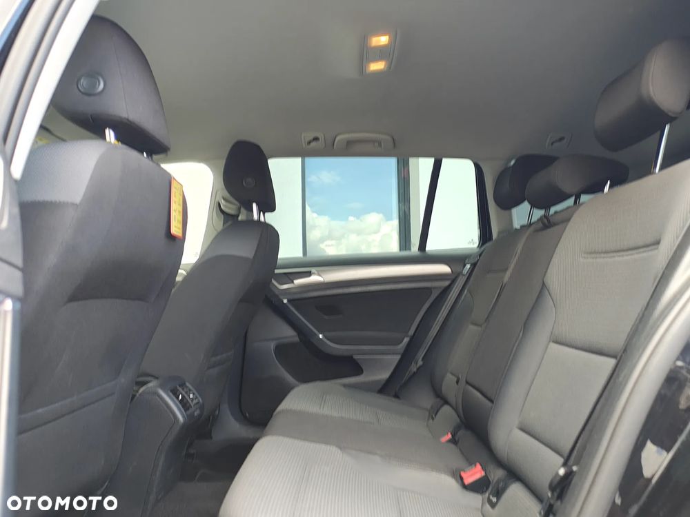 Volkswagen Golf 1.6 TDI BlueMotion Trendline - 33