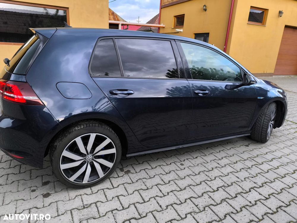 Volkswagen Golf - 4