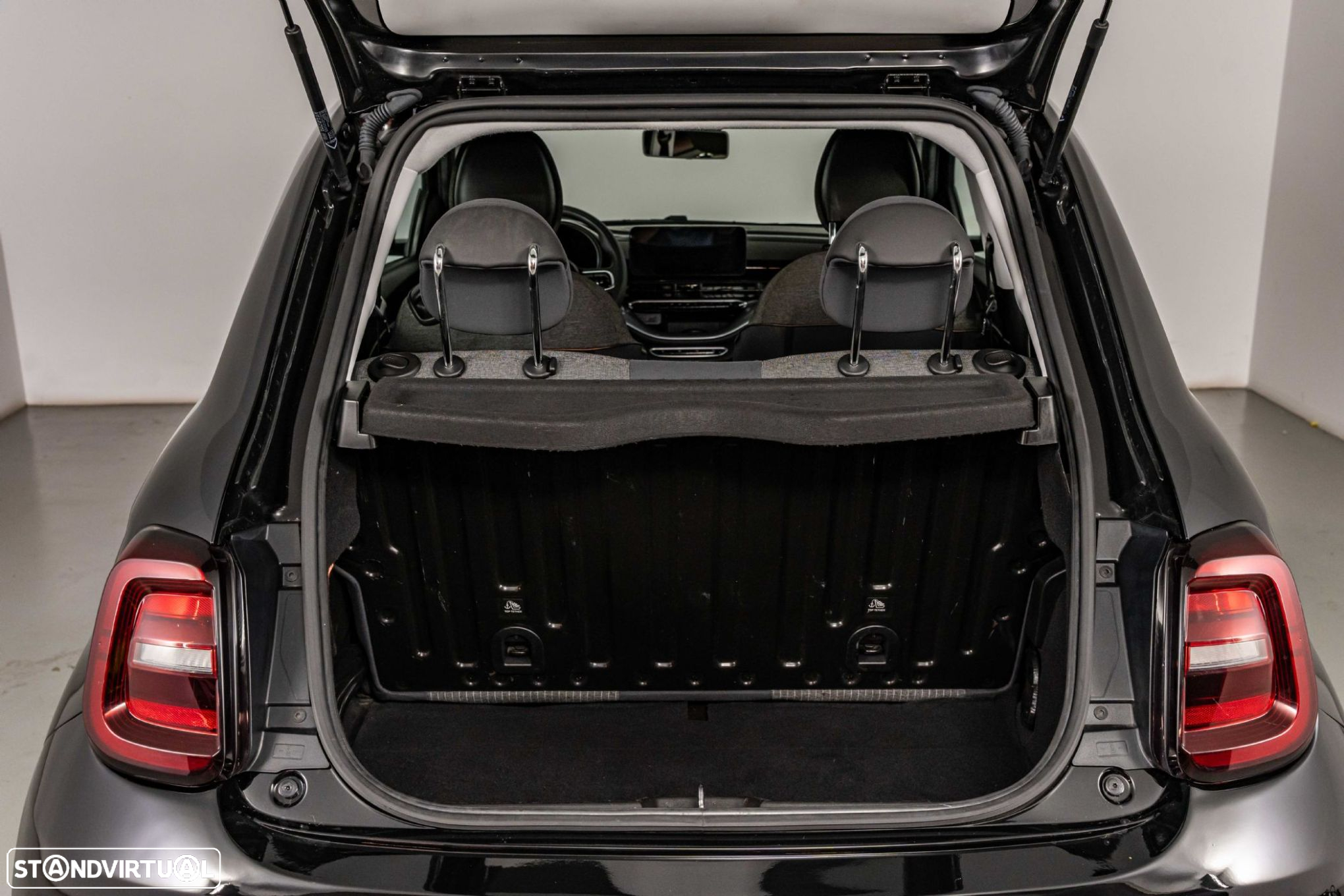 Fiat 500e 3 + 1 Icon - 12