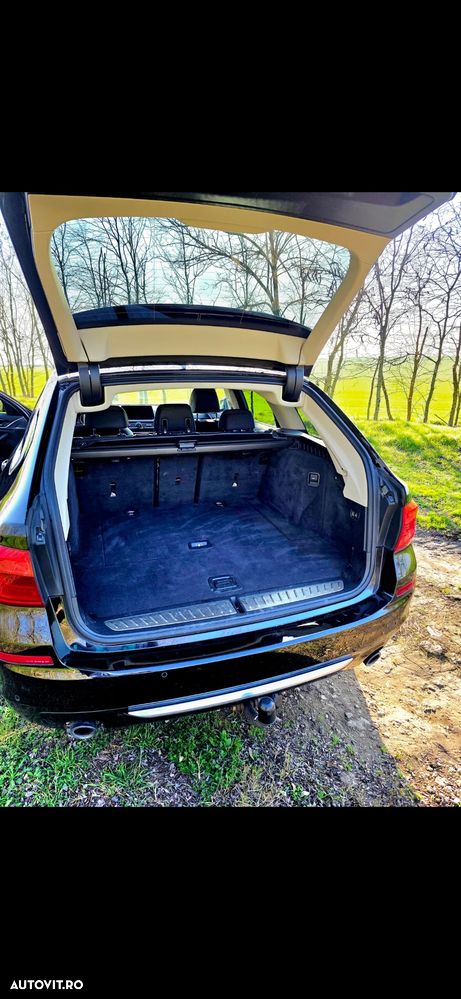 BMW Seria 5 518d Aut. Luxury Line - 18