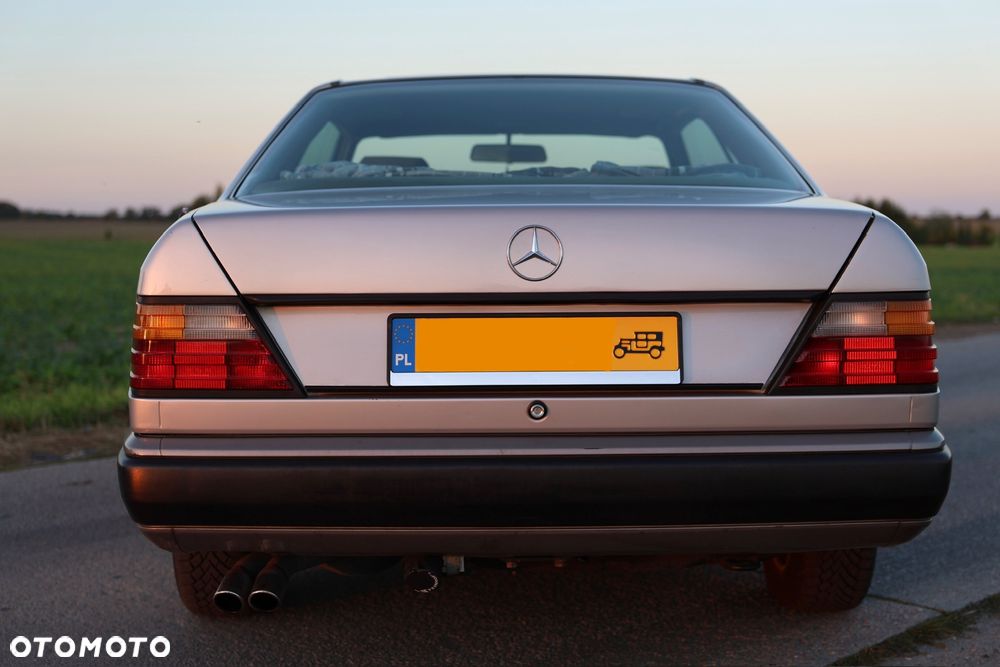 Mercedes-Benz W124 (1984-1993) - 13