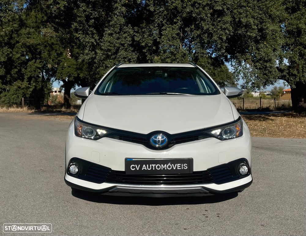 Toyota Auris Touring Sports 1.8 HSD Comfort +P.Sport+Navi - 2