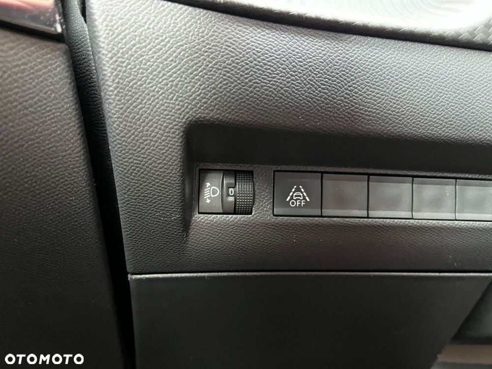 Peugeot 208 1.5 BlueHDi Signature S&S - 17