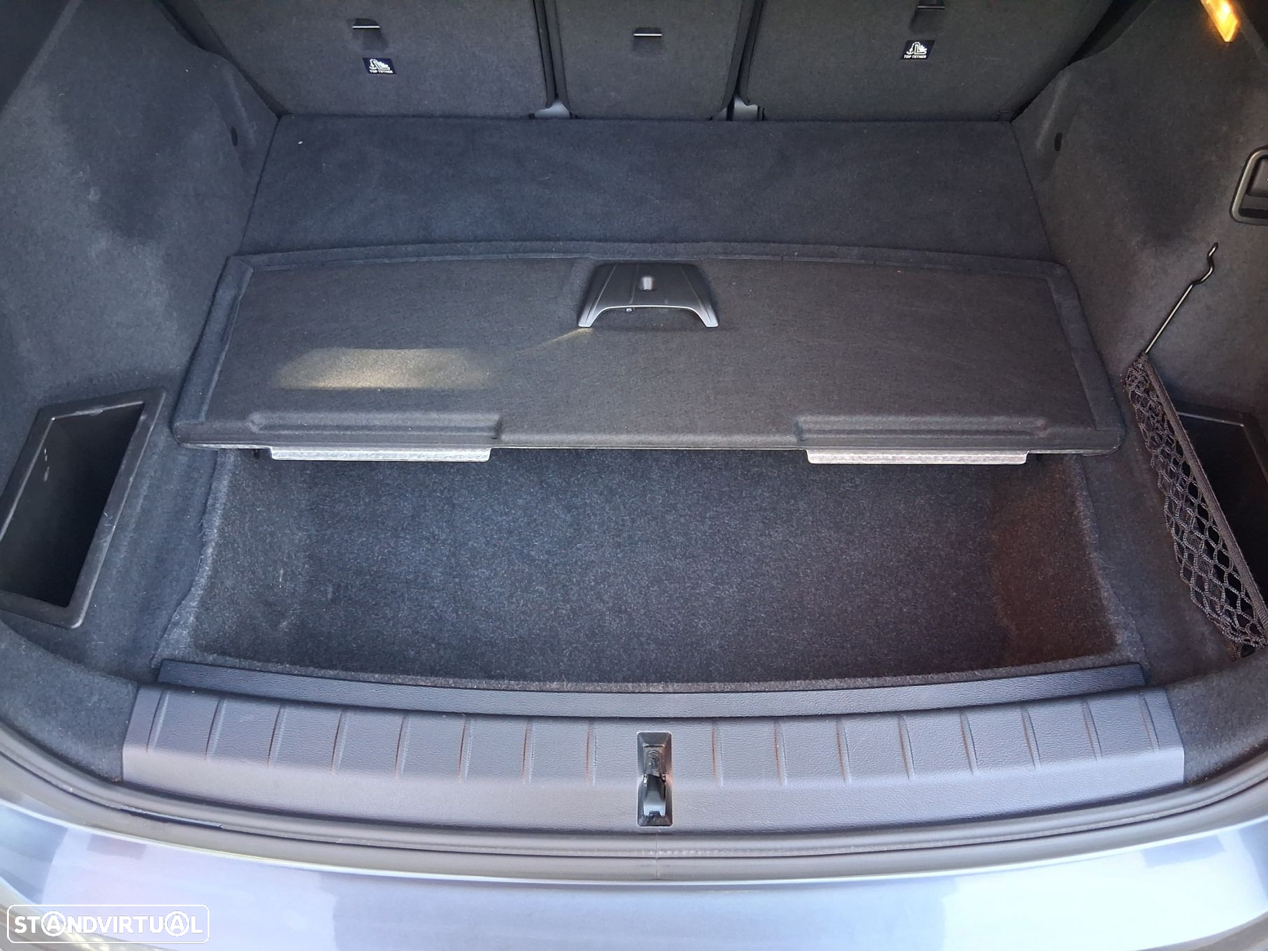 BMW X1 16 d sDrive Advantage - 21