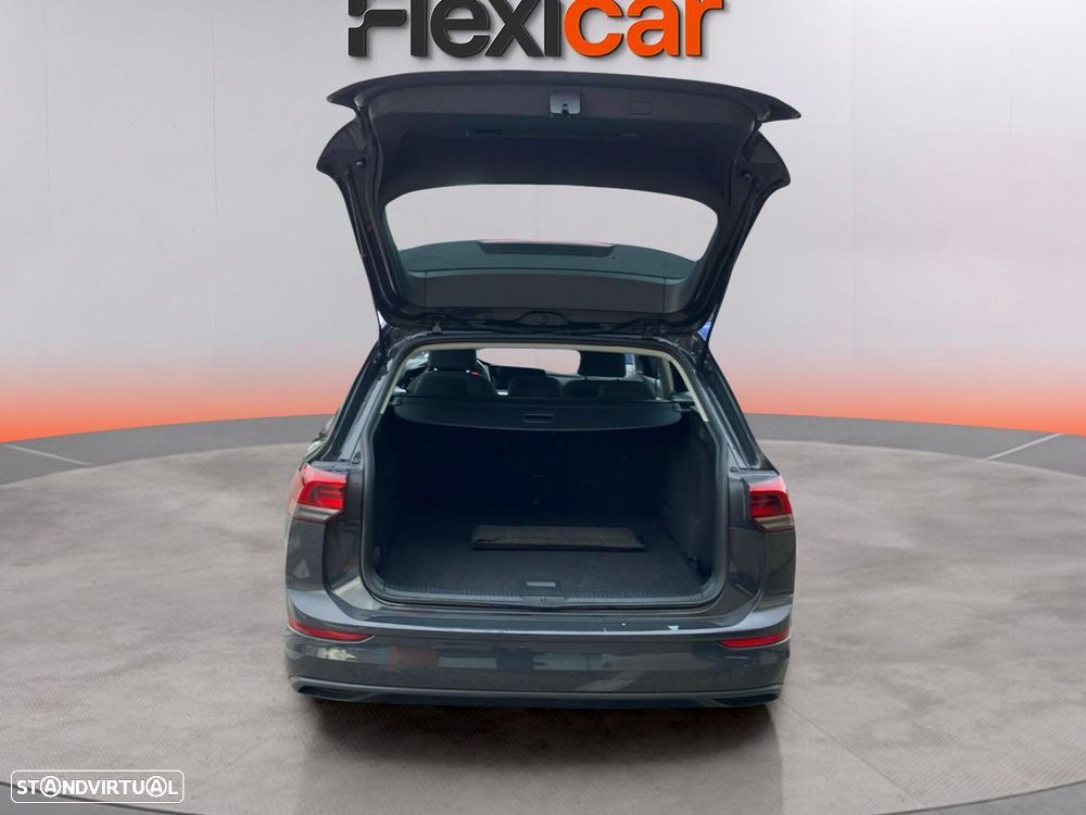 VW Golf Variant 2.0 TDi Confortline DSG - 9