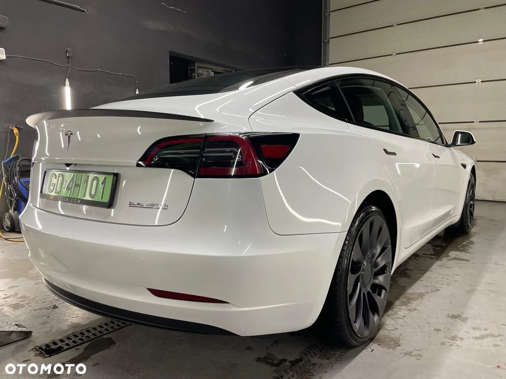 Tesla Model 3 Allradantrieb Dual Motor Performance - 4