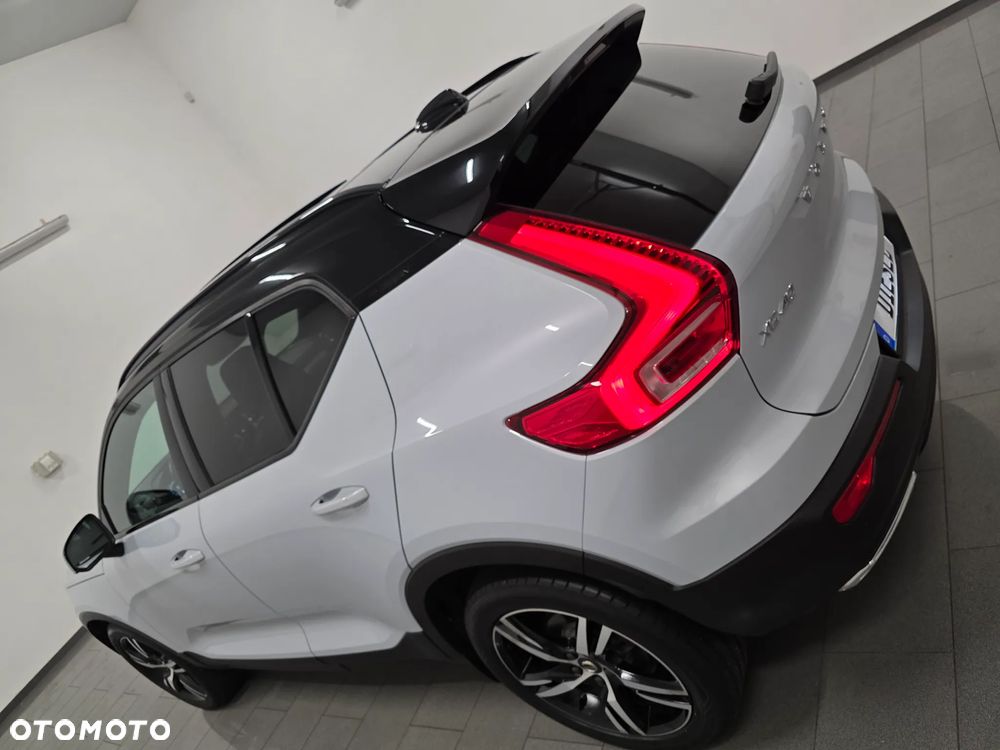 Volvo XC 40 D3 SCR R-Design - 34