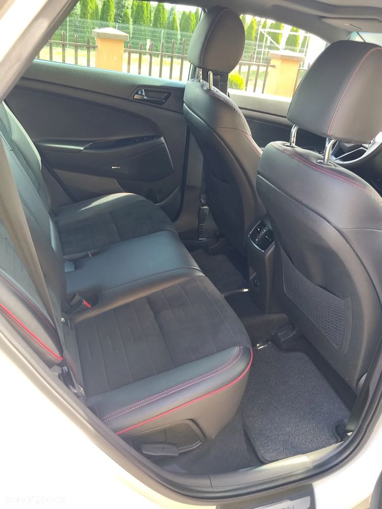 Hyundai Tucson 1.6 GDi 4WD DCT N Line - 11