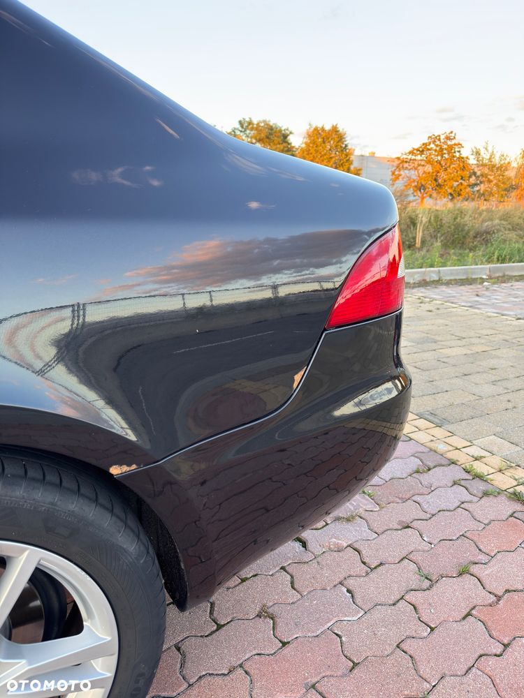 Skoda Superb 2.0 TDI DSG Elegance - 35