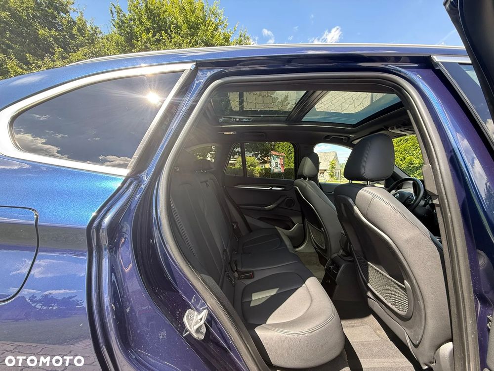 BMW X1 xDrive25i xLine sport - 27