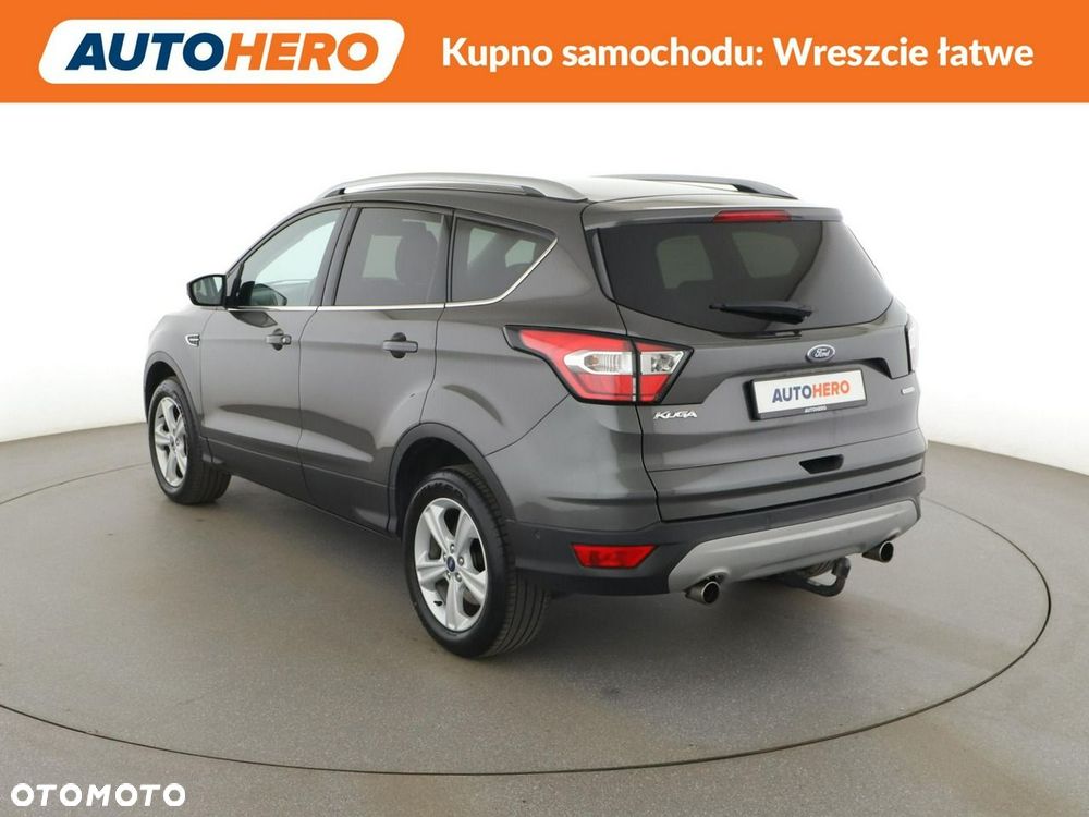 Ford Kuga 1.5 EcoBoost 2x4 Titanium - 5