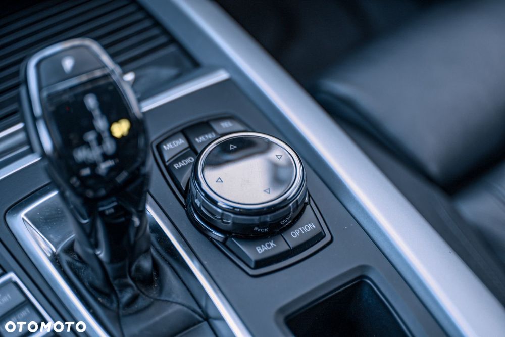 BMW X5 xDrive30d Sport-Aut - 17