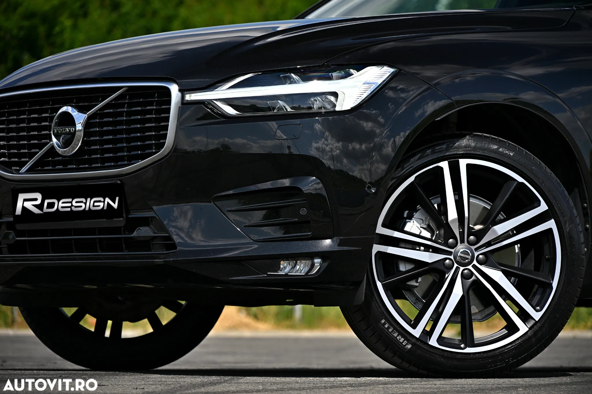Volvo XC 60 D5 AWD Geartronic RDesign - 34