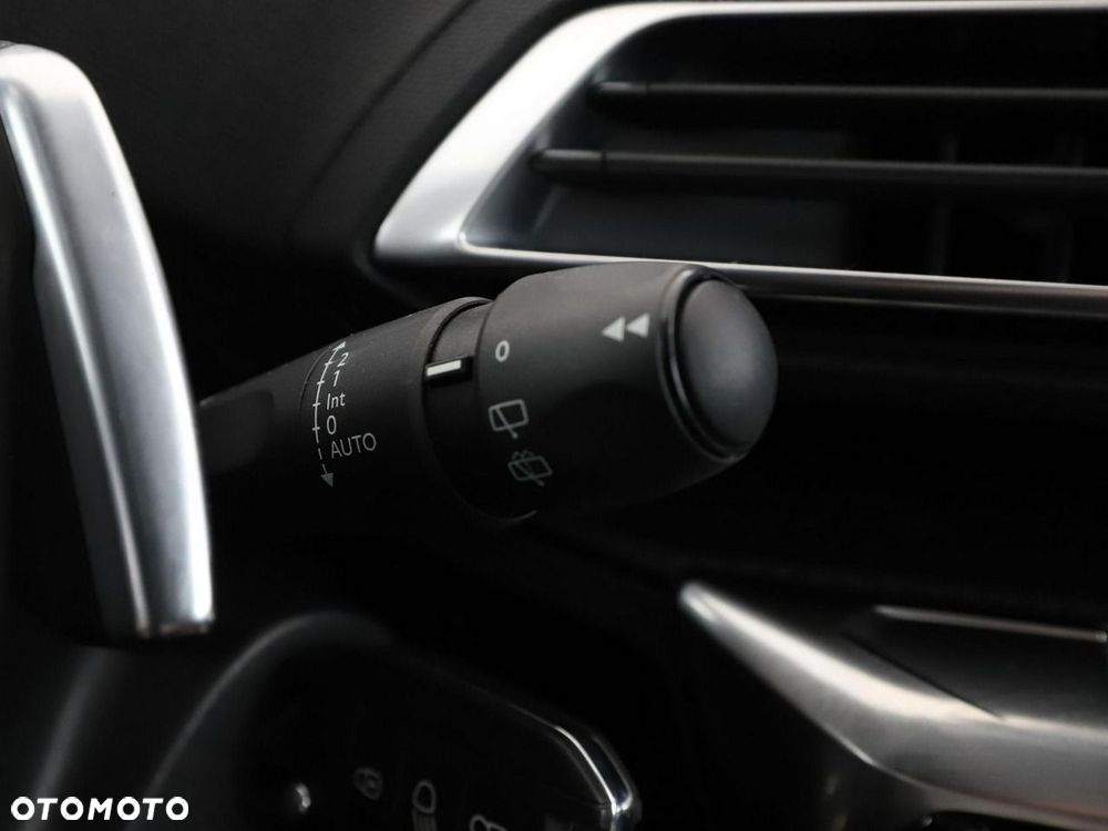 Peugeot 3008 BlueHDi 130 Stop & Start EAT8 Active Business-Paket - 37