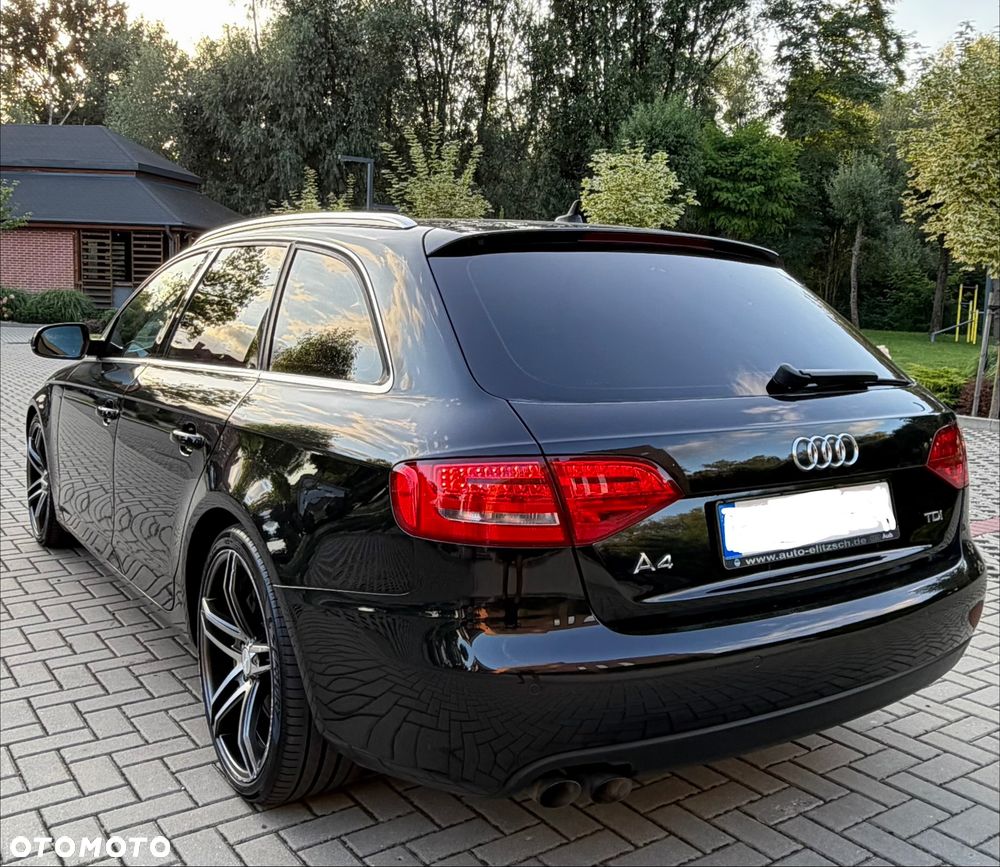 Audi A4 Avant 2.0 TDI DPF Ambiente - 29