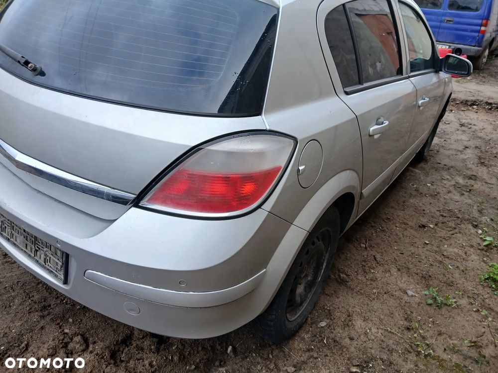 OPEL ASTRA H HB Z157 silnik 1.6 16V 105 KM Z16XEP skrzynia M25 napęd sanki belka wahacz wahacze - 2