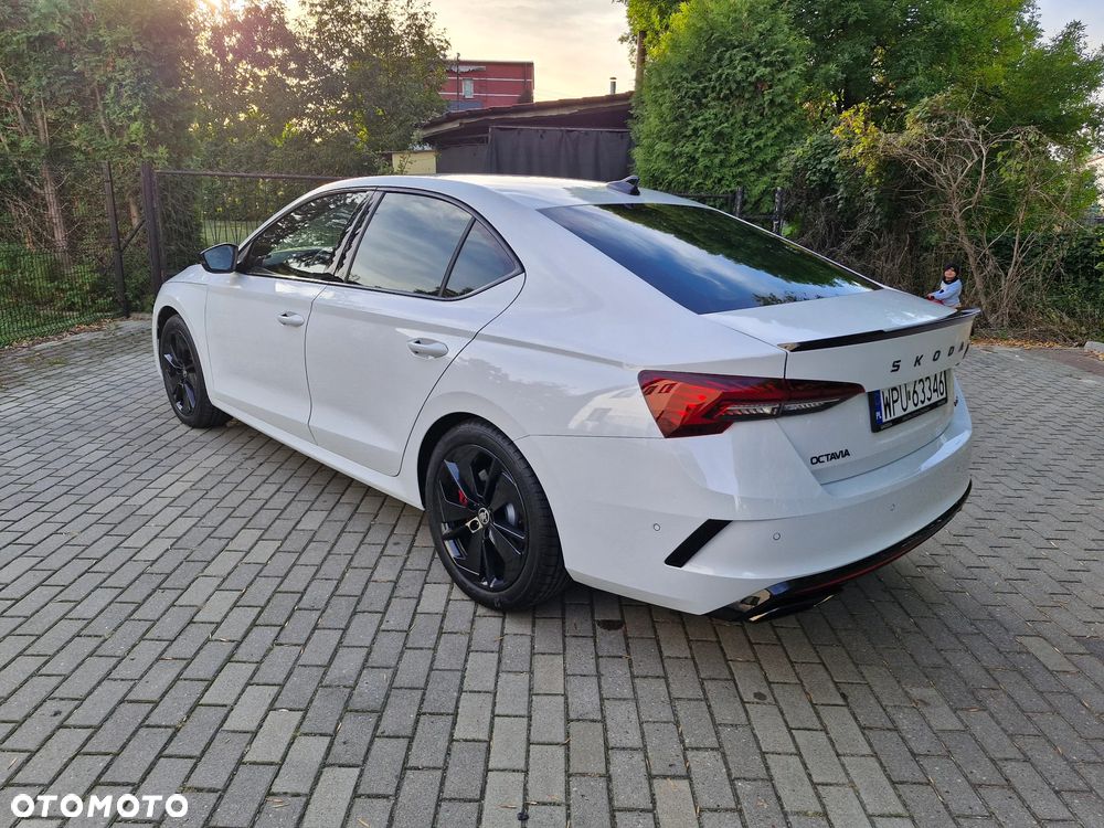 Skoda Octavia 2.0 TSI RS DSG - 9