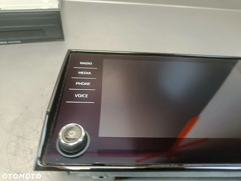 Radio Ekran Skoda Kodiaq Czytnik Multimediów Wyświetlacz 5Q0035842C 565919605C - 6