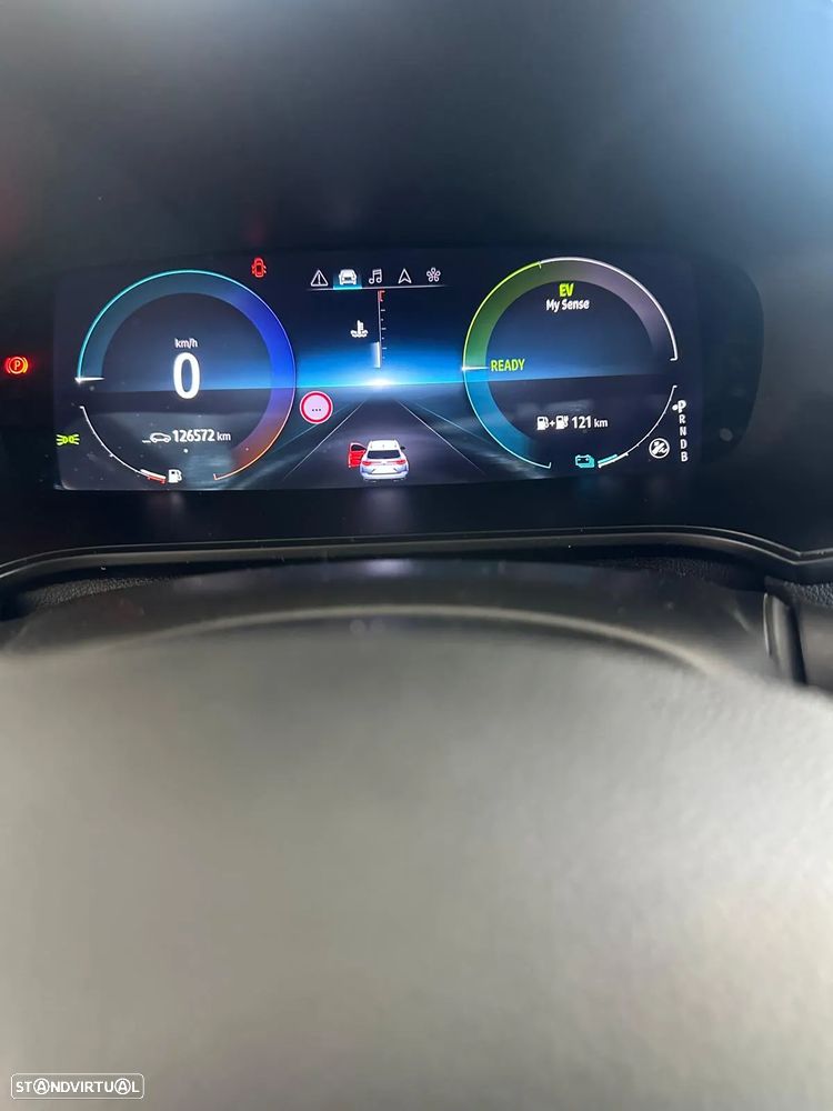 Renault Mégane E-Tech - 2
