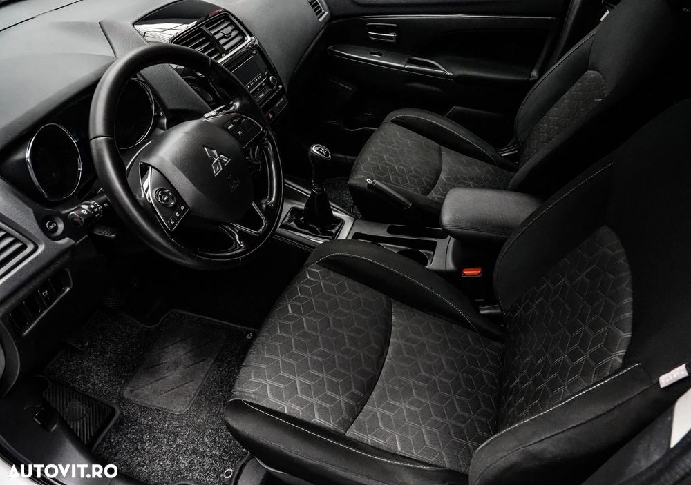 Mitsubishi ASX 2.0 2WD MIVEC MT Inform - 11