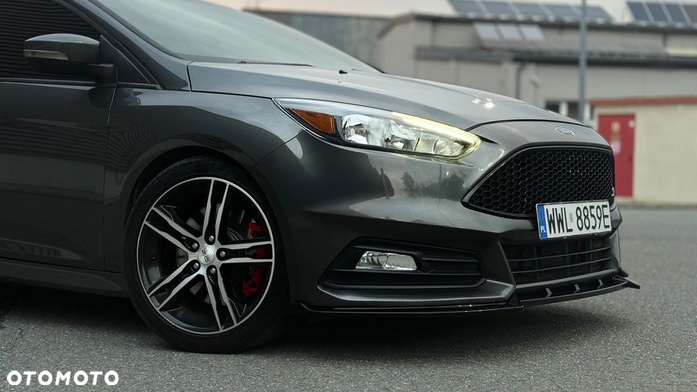 Ford Focus - 18