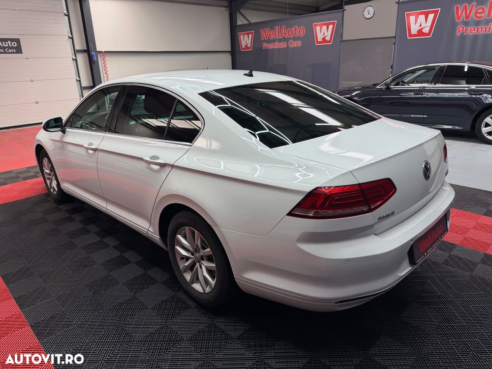 Volkswagen Passat 2.0 TDI DSG Highline - 6