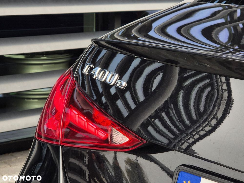 Mercedes-Benz Klasa C 300 4MATIC 9G-TRONIC - 12