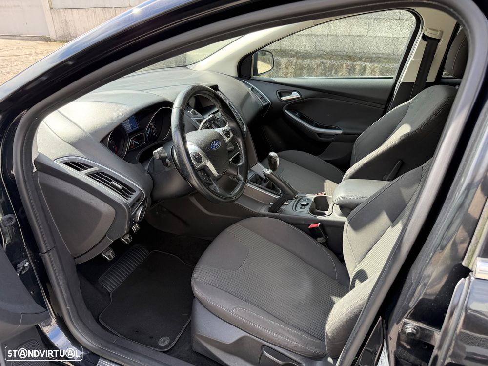 Ford Focus 1.6 EcoBoost S&S Titanium - 9
