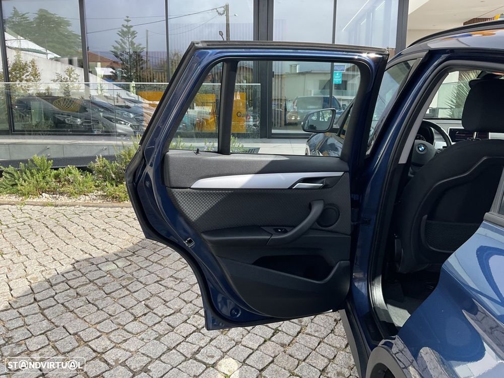 BMW X1 16 d sDrive Auto - 37