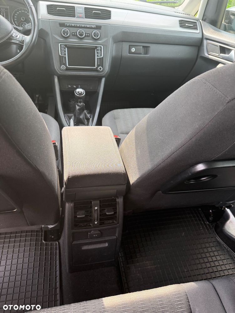 Volkswagen Caddy 2.0 TDI Comfortline - 18