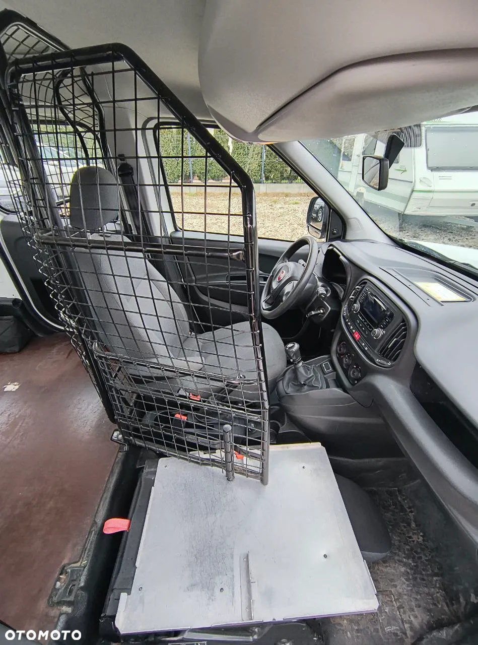 Fiat Doblo Cargo MAXI - 23