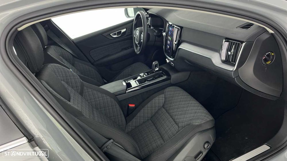 Volvo V60 2.0 T6 AWD TE Core - 2
