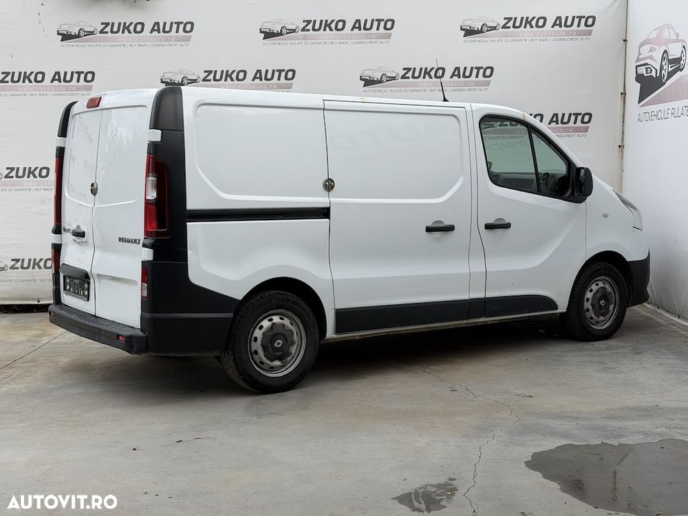 Renault Trafic - 6