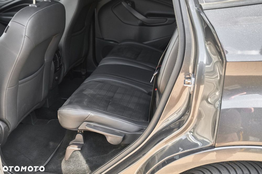 Ford Kuga - 17