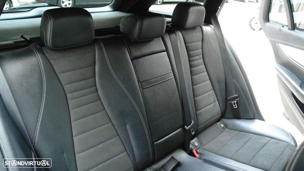 Mercedes-Benz E 300 de AMG Line - 22