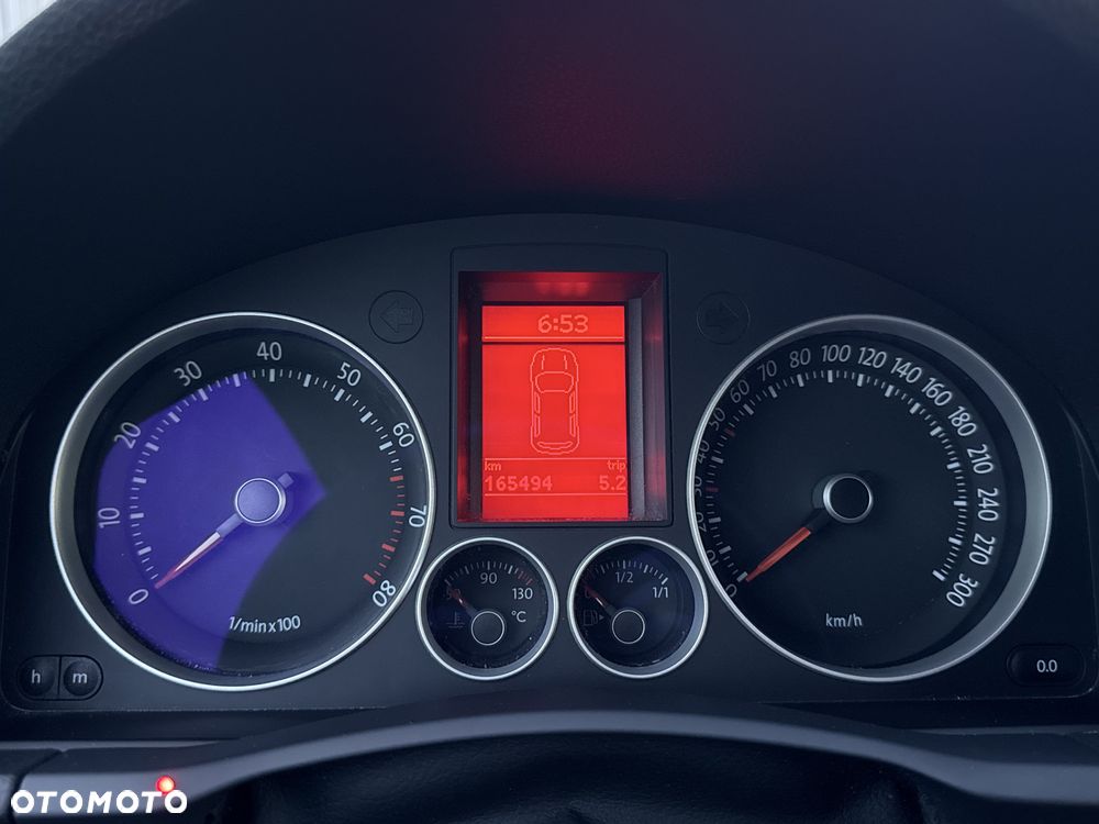 Volkswagen Golf - 14