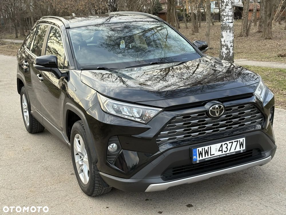 Toyota RAV4 - 1