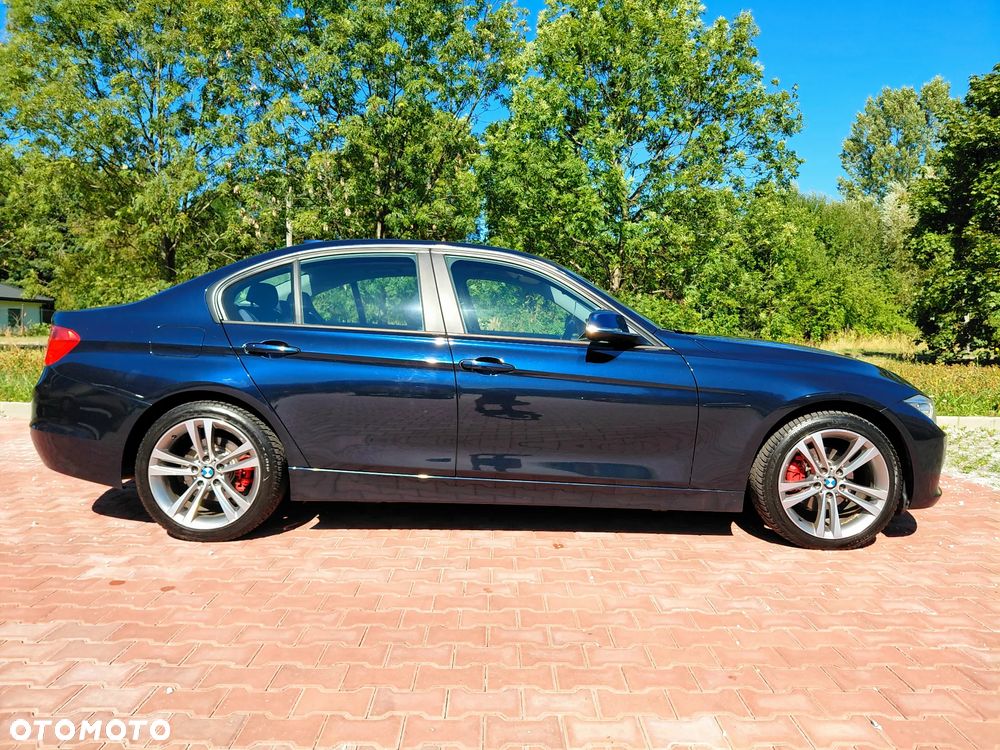 BMW Seria 3 318d Luxury Line - 1