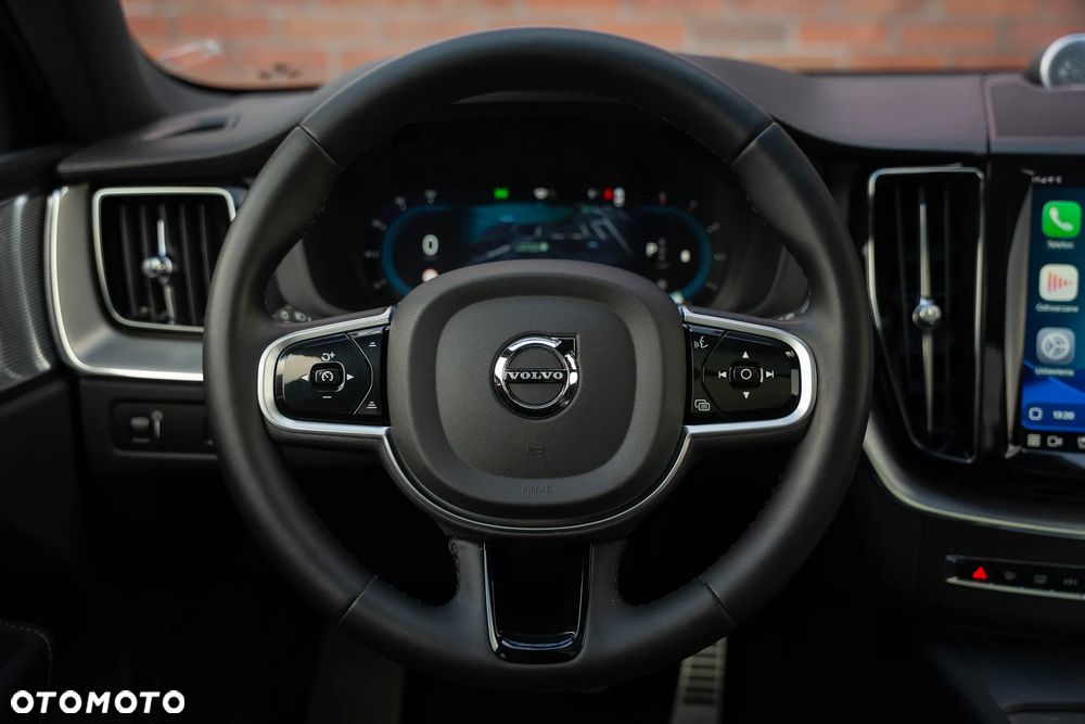 Volvo XC 60 B4 D AWD Ultimate Dark - 29