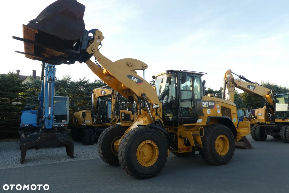 Caterpillar 938 M Z NIEMIEC ŁYZKA WIDŁY - 32