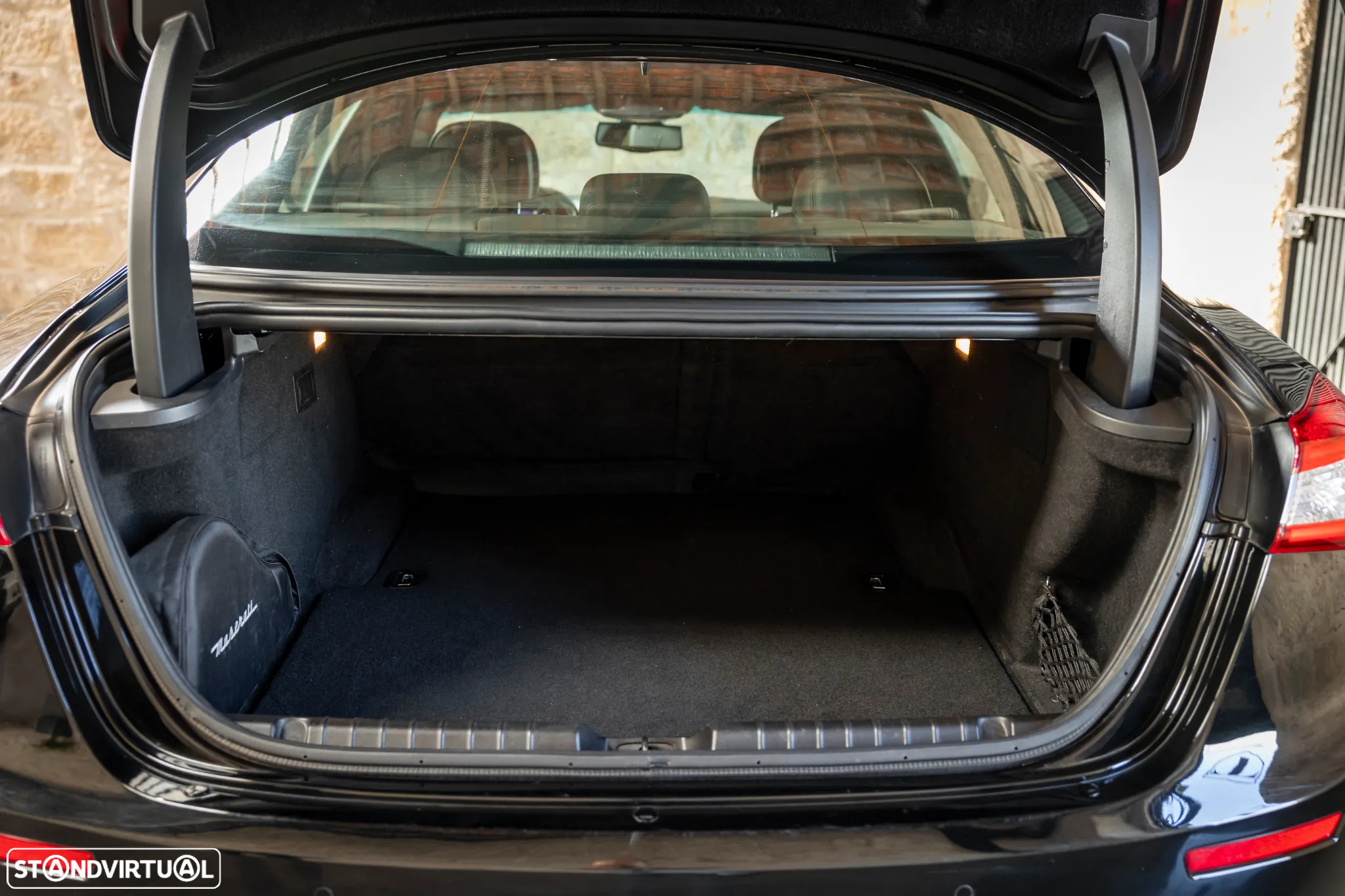 Maserati Ghibli 3.0 V6 - 32